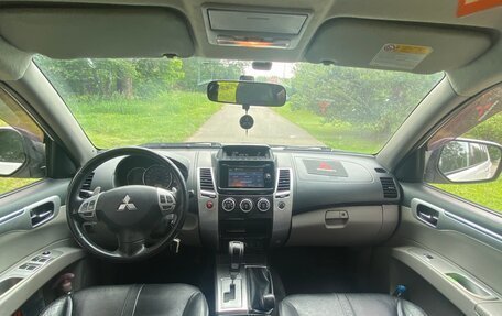 Mitsubishi Pajero Sport II рестайлинг, 2013 год, 1 650 000 рублей, 16 фотография