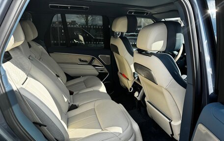 Land Rover Range Rover IV рестайлинг, 2023 год, 22 805 000 рублей, 10 фотография