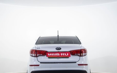 KIA Rio III рестайлинг, 2015 год, 829 000 рублей, 5 фотография