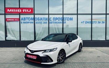 Toyota Camry, 2022 год, 3 250 000 рублей, 1 фотография