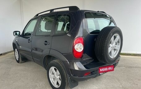 Chevrolet Niva I рестайлинг, 2017 год, 750 000 рублей, 8 фотография