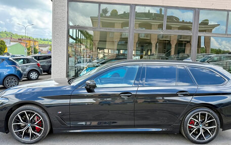 BMW 5 серия, 2023 год, 5 330 000 рублей, 4 фотография