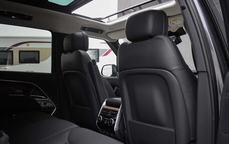 Land Rover Range Rover IV рестайлинг, 2023 год, 12 760 000 рублей, 13 фотография