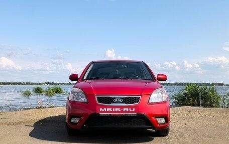 KIA Rio II, 2009 год, 665 000 рублей, 2 фотография