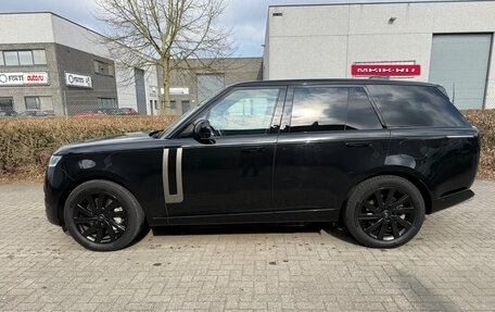 Land Rover Range Rover IV рестайлинг, 2023 год, 13 185 000 рублей, 4 фотография