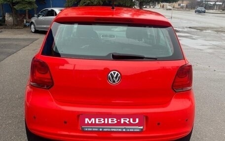 Volkswagen Polo VI (EU Market), 2009 год, 650 000 рублей, 2 фотография