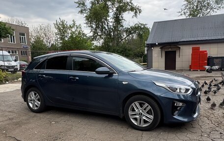 KIA cee'd III, 2019 год, 1 700 000 рублей, 3 фотография