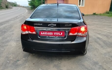Chevrolet Cruze II, 2013 год, 800 000 рублей, 4 фотография