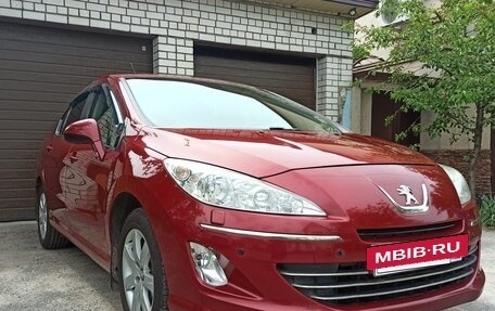 Peugeot 408 I рестайлинг, 2012 год, 630 000 рублей, 2 фотография
