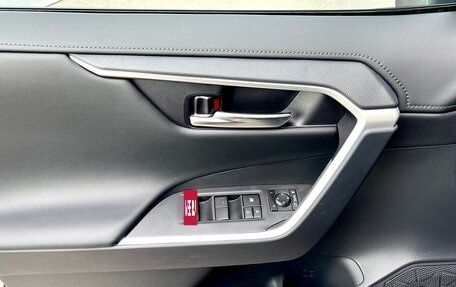 Toyota RAV4, 2025 год, 4 200 000 рублей, 15 фотография