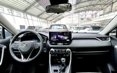 Toyota RAV4, 2025 год, 4 200 000 рублей, 31 фотография