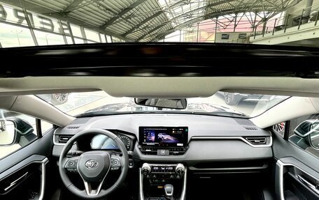 Toyota RAV4, 2025 год, 4 200 000 рублей, 30 фотография