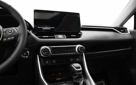 Toyota RAV4, 2024 год, 4 250 000 рублей, 9 фотография