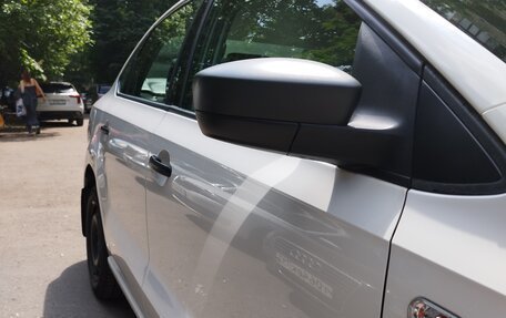 Volkswagen Polo VI (EU Market), 2011 год, 740 000 рублей, 9 фотография