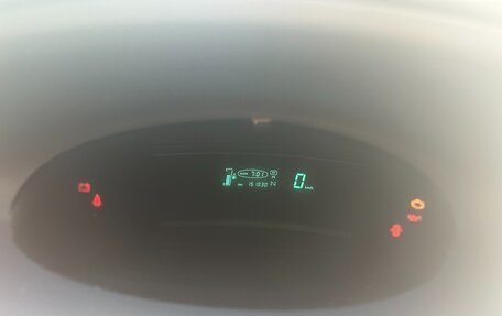 Toyota Vitz, 2002 год, 320 000 рублей, 4 фотография