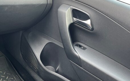 Volkswagen Polo VI (EU Market), 2011 год, 545 000 рублей, 15 фотография