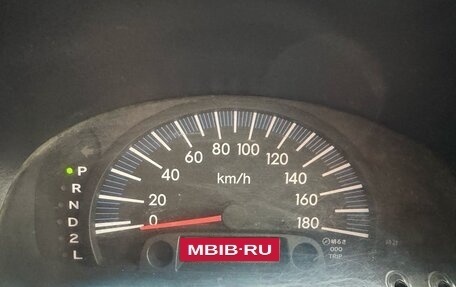 Toyota Succeed I рестайлинг, 2002 год, 450 000 рублей, 11 фотография