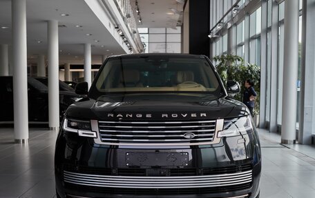 Land Rover Range Rover IV рестайлинг, 2024 год, 27 800 000 рублей, 2 фотография