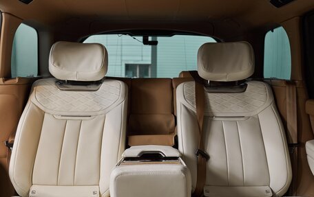 Land Rover Range Rover IV рестайлинг, 2024 год, 27 800 000 рублей, 16 фотография