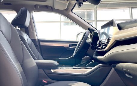 Toyota Highlander, 2025 год, 5 650 000 рублей, 35 фотография