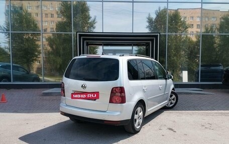 Volkswagen Touran III, 2008 год, 799 000 рублей, 6 фотография