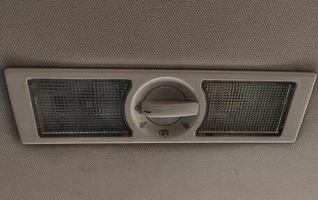 Volkswagen Touran III, 2008 год, 799 000 рублей, 24 фотография