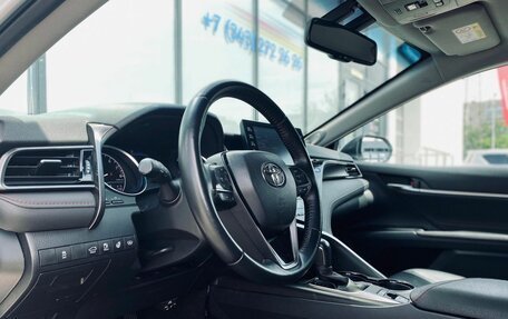 Toyota Camry, 2022 год, 3 250 000 рублей, 11 фотография