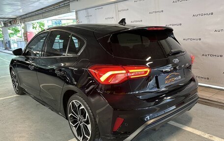Ford Focus IV, 2018 год, 1 900 000 рублей, 10 фотография