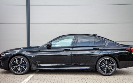 BMW 5 серия, 2023 год, 6 975 000 рублей, 4 фотография