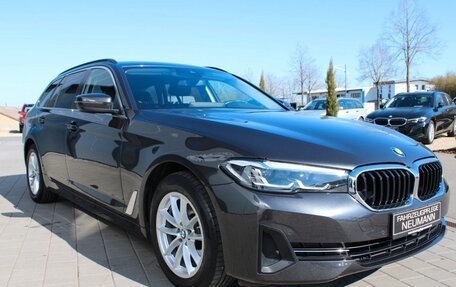 BMW 5 серия, 2023 год, 4 135 000 рублей, 3 фотография