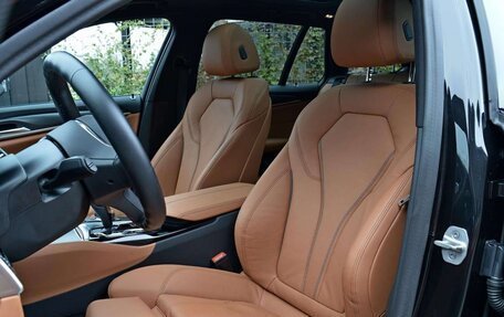 BMW 5 серия, 2023 год, 5 980 000 рублей, 6 фотография
