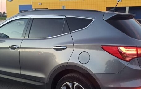 Hyundai Santa Fe III рестайлинг, 2013 год, 1 750 000 рублей, 2 фотография
