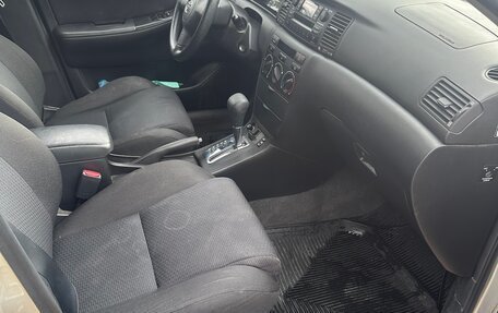 Toyota Corolla, 2005 год, 620 000 рублей, 8 фотография