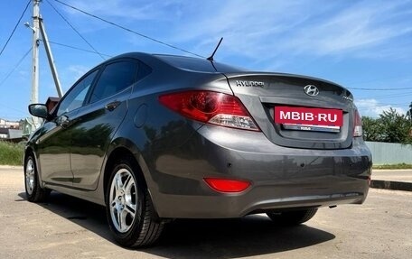 Hyundai Solaris II рестайлинг, 2011 год, 1 150 000 рублей, 5 фотография