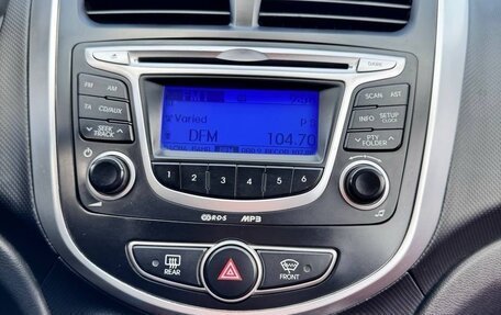 Hyundai Solaris II рестайлинг, 2011 год, 1 150 000 рублей, 15 фотография