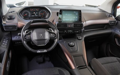 Peugeot Rifter I, 2019 год, 2 290 000 рублей, 6 фотография