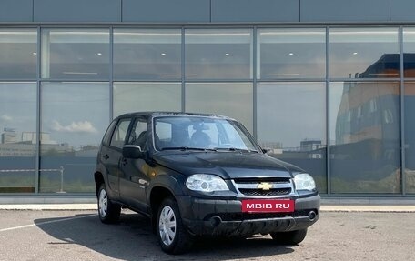 Chevrolet Niva I рестайлинг, 2010 год, 399 000 рублей, 2 фотография