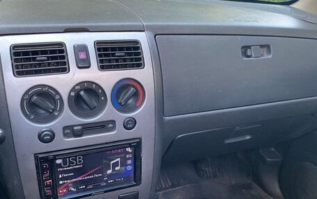 Daihatsu Sirion, 2002 год, 750 000 рублей, 11 фотография