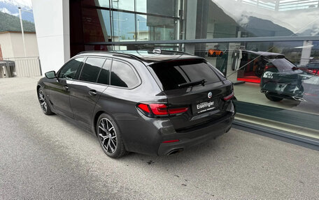 BMW 5 серия, 2023 год, 5 140 000 рублей, 3 фотография