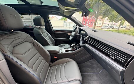 Volkswagen Touareg III, 2023 год, 7 450 000 рублей, 9 фотография