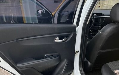 KIA Rio IV, 2017 год, 840 000 рублей, 1 фотография