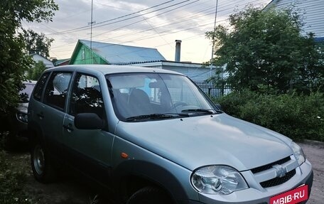 Chevrolet Niva I рестайлинг, 2009 год, 395 000 рублей, 2 фотография