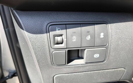 Hyundai Staria, 2023 год, 4 500 000 рублей, 26 фотография
