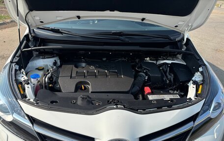 Toyota Verso I, 2014 год, 2 300 000 рублей, 3 фотография