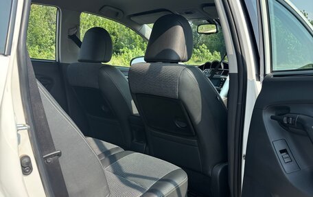 Toyota Verso I, 2014 год, 2 300 000 рублей, 10 фотография