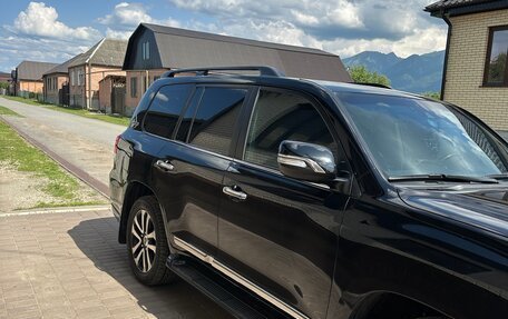 Toyota Land Cruiser 200, 2018 год, 8 000 000 рублей, 3 фотография