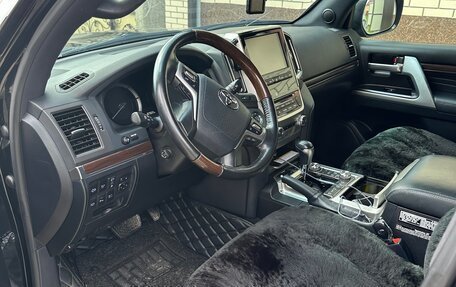 Toyota Land Cruiser 200, 2018 год, 8 000 000 рублей, 7 фотография