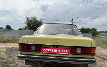 Mercedes-Benz W123, 1976 год, 300 000 рублей, 7 фотография
