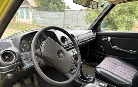 Mercedes-Benz W123, 1976 год, 300 000 рублей, 14 фотография