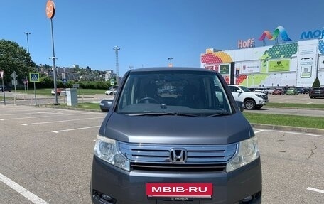 Honda Stepwgn IV, 2010 год, 1 700 000 рублей, 2 фотография
